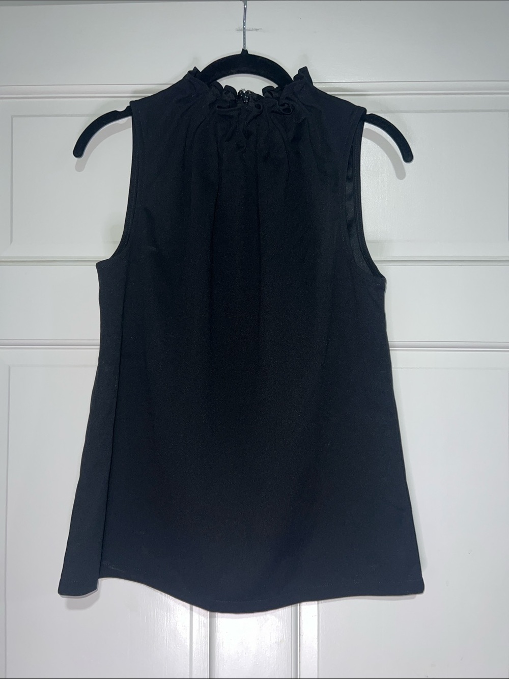Ann Taylor Black Sleeveless Ruffle-Neck Camisole